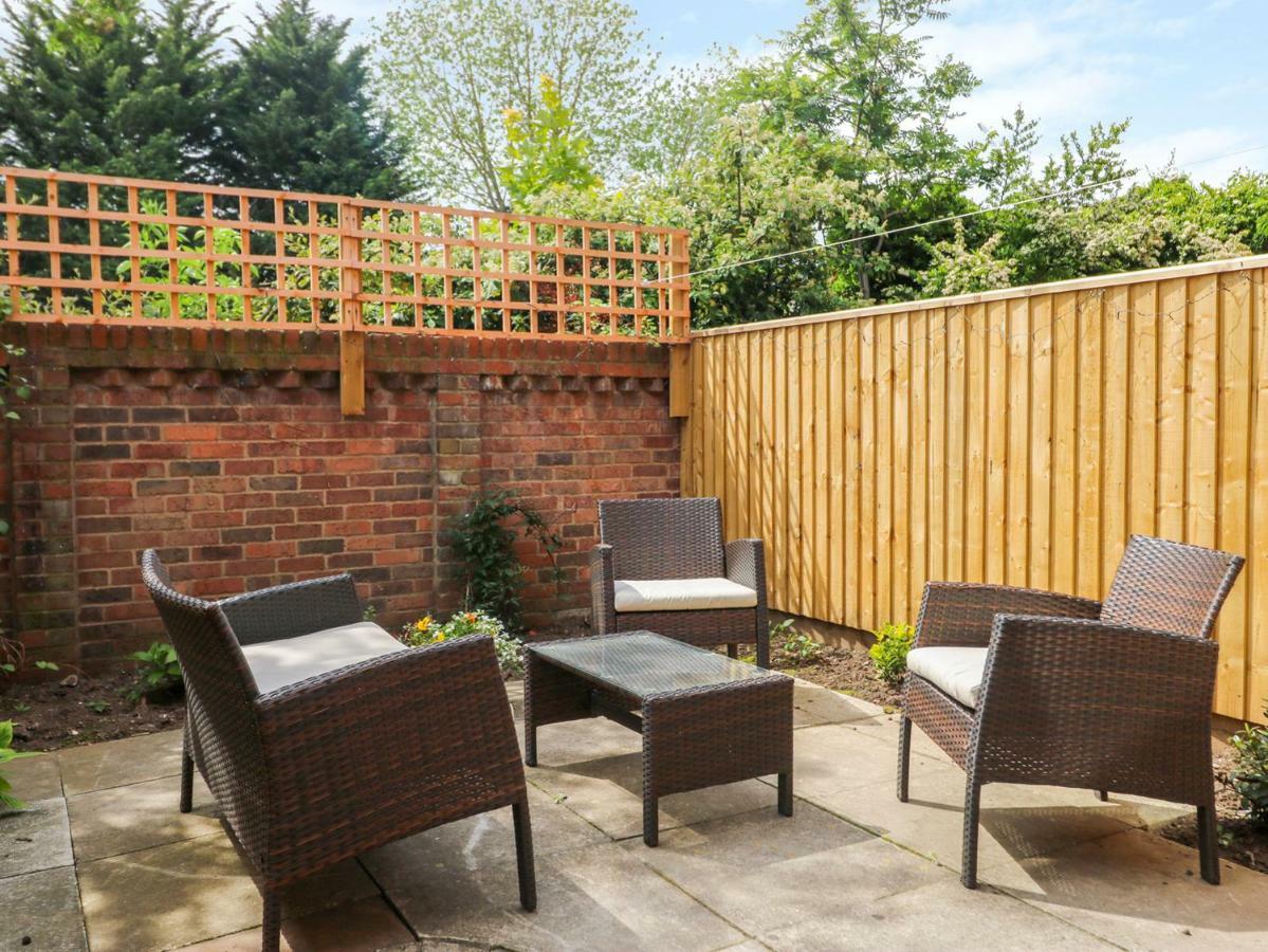 Villa 17 Fewster Way York Exterior foto